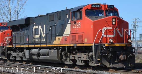 Locomotive CN2298 right side / coté droit